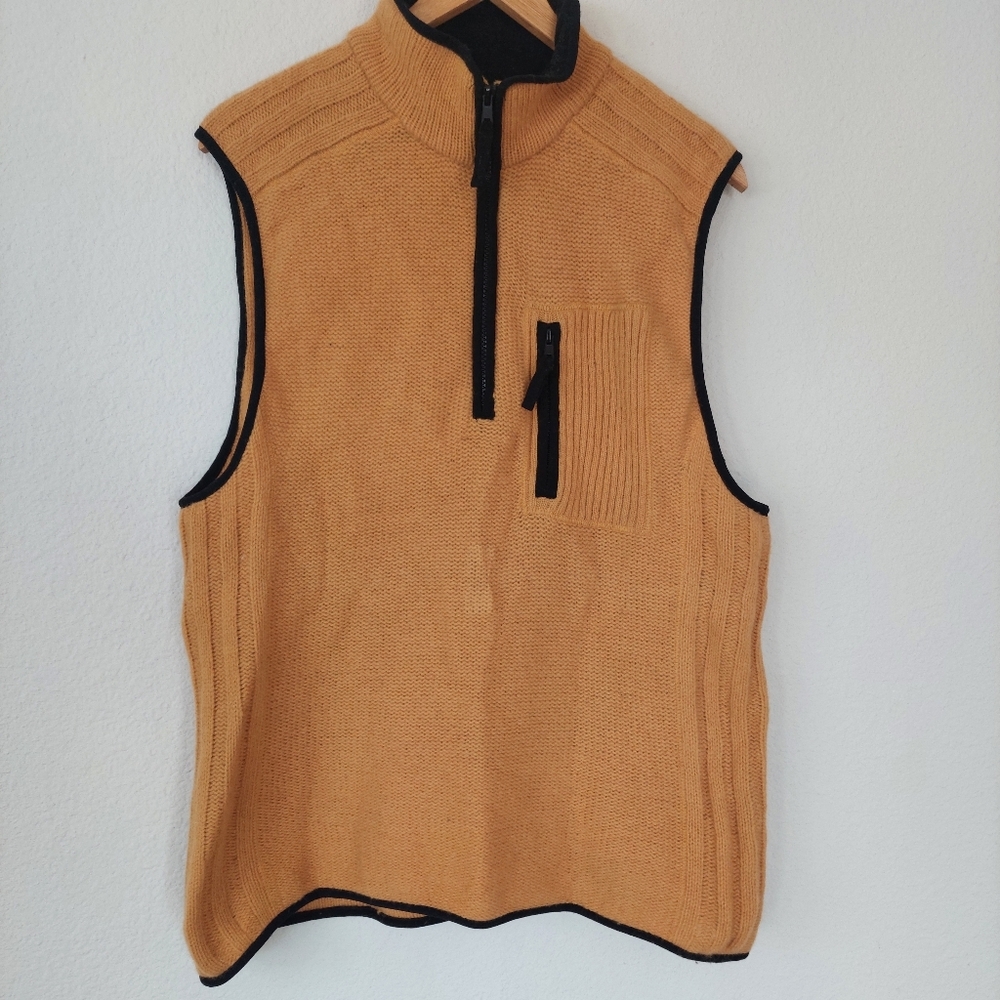 The Territory Ahead Lambswool Blend Sweater Vest Size Medium
